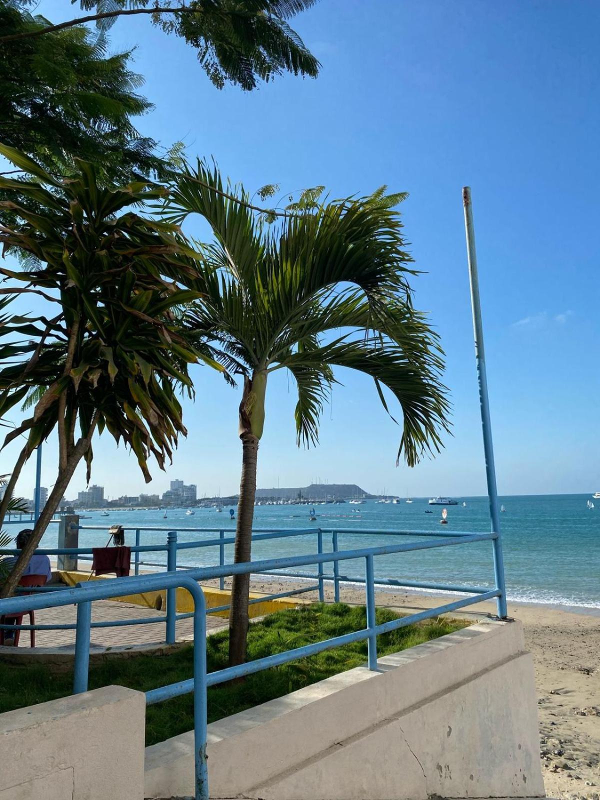 Acogedor Depa Centrico Ideal Familias Apartamento Salinas (Santa Elena)